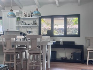 Dining - Lakefront home apartment with great views and dock. (Cumming)