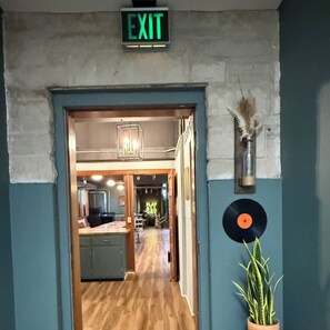 Lobby - Large Entertainment Multigenerational Family Cozy Retreat (Corunna)