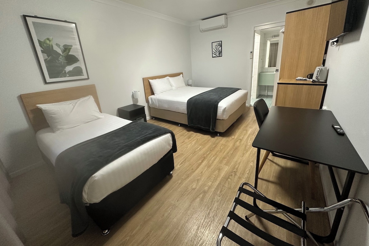 Twin Room | WiFi (free)