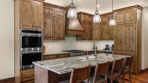 Private kitchen - Spacious 5BR Steamboat retreat with mountain views, hot tub, pool, and game room. (Steamboat Springs)