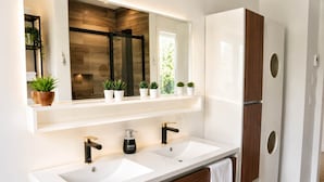 Bathroom - Lakefront & Stunning Views - Les 3 Soeurs (Hébertville)