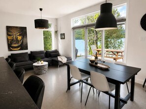 Dining - Lakefront & Stunning Views - Les 3 Soeurs (Hébertville)