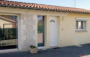 Exterior detail - Amazing home in Saint-Martial-Viveyrol with WiFi (Saint-Martial-Viveyrol)