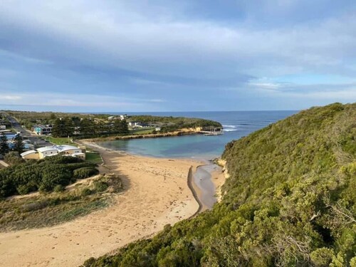 Bayview No 2 - Beachfront Apartment