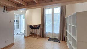 Interior - Beautiful home in Royan with WiFi (Royan)