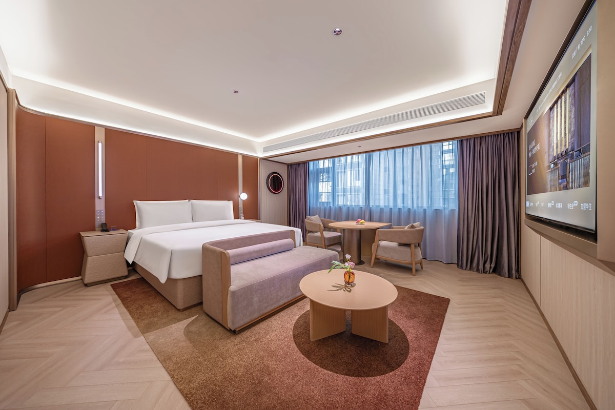 Premier Double Room, City View