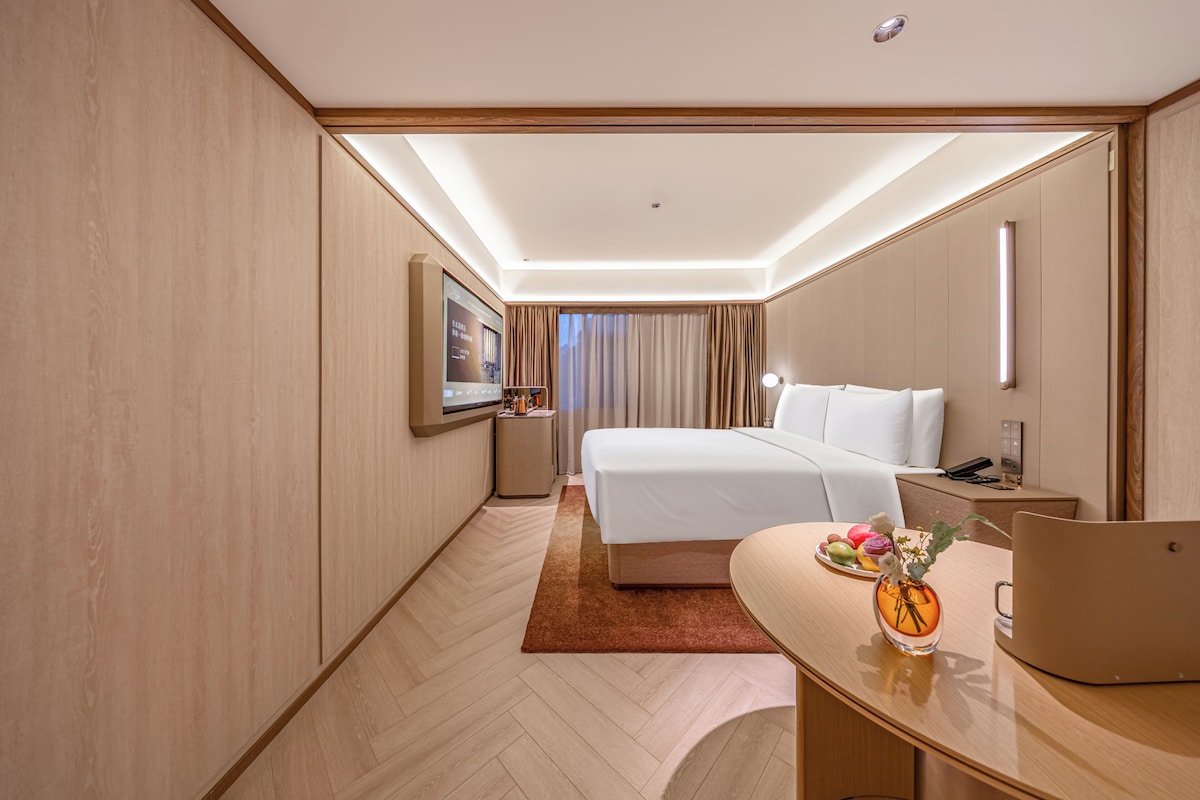 Basic Double Room, City View