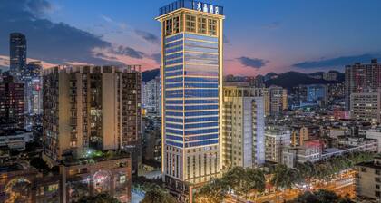 Crystal Hotel Guiyang Penshuichi Baoshan