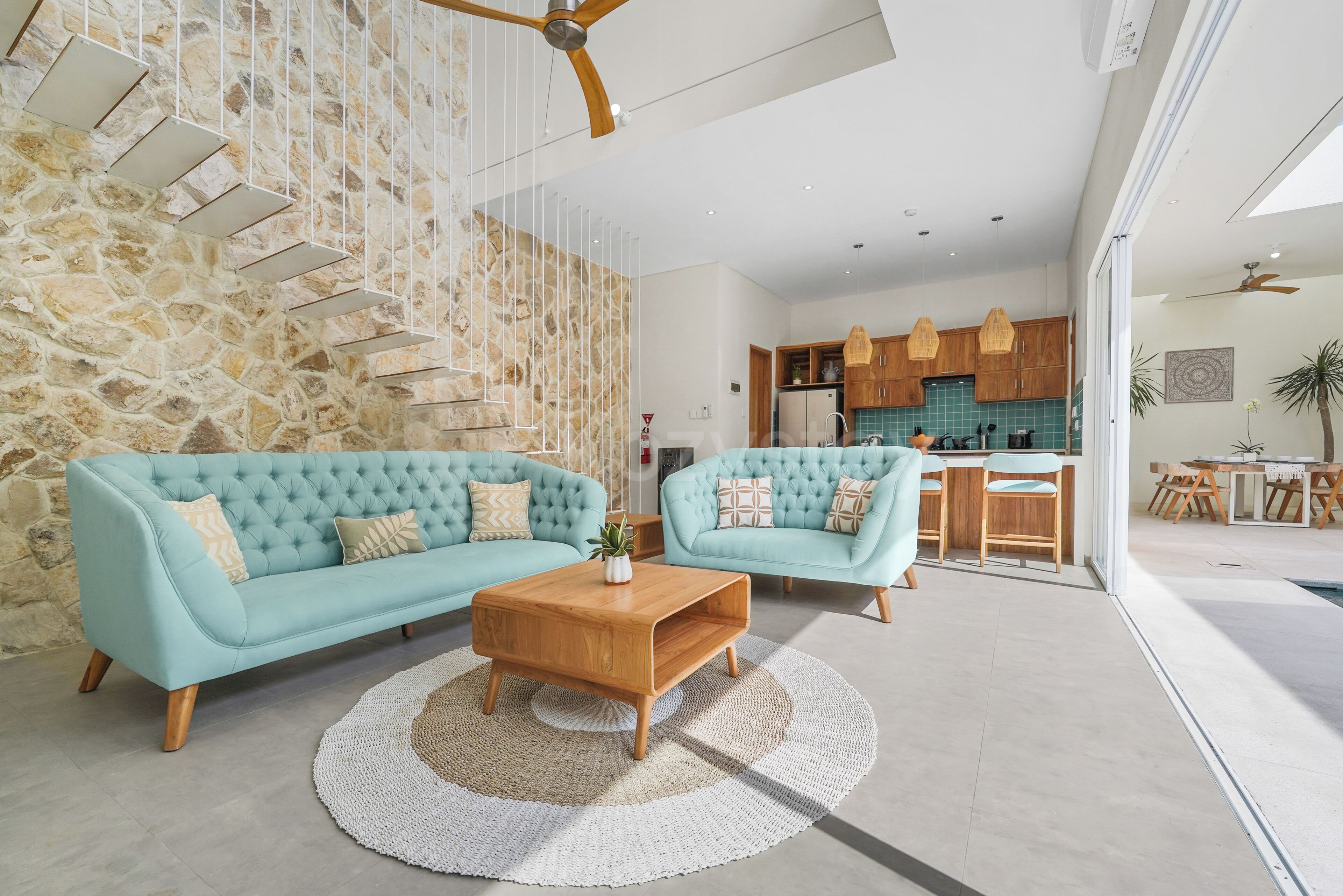 Vila, 3 quartos, vista para o resort | Área de estar | Smart TV 50 polegadas com canais a cabo, Netflix, serviços de streaming