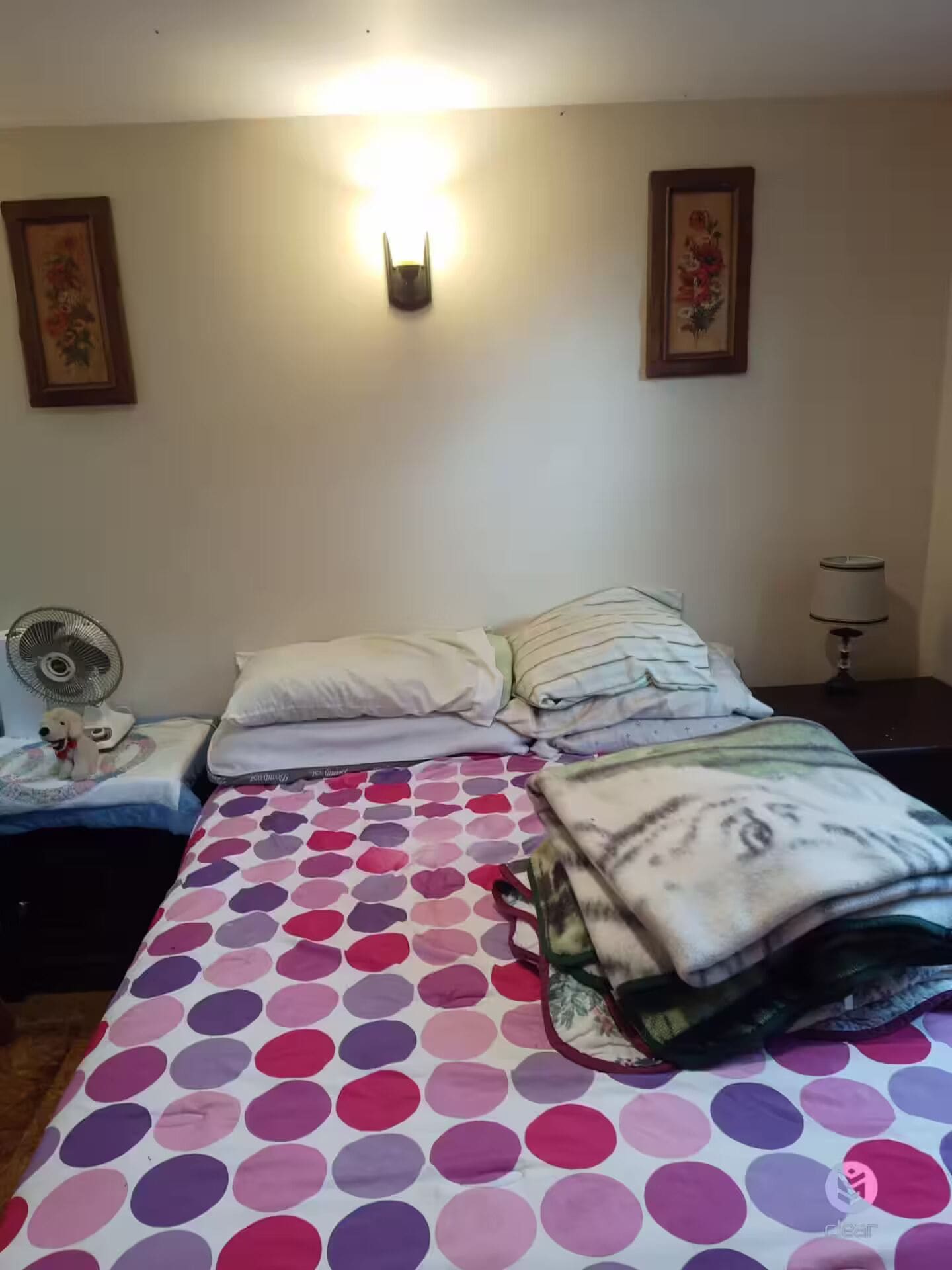 WiFi, bed sheets