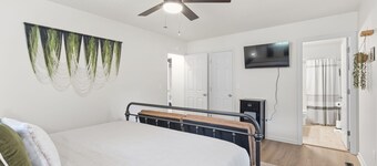 3/2 Retreat, Walk to DT Simpsonville, Fire Pit