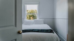 Room - Uffington House & Cottage (Daylesford)