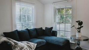 Living area - Uffington House & Cottage (Daylesford)