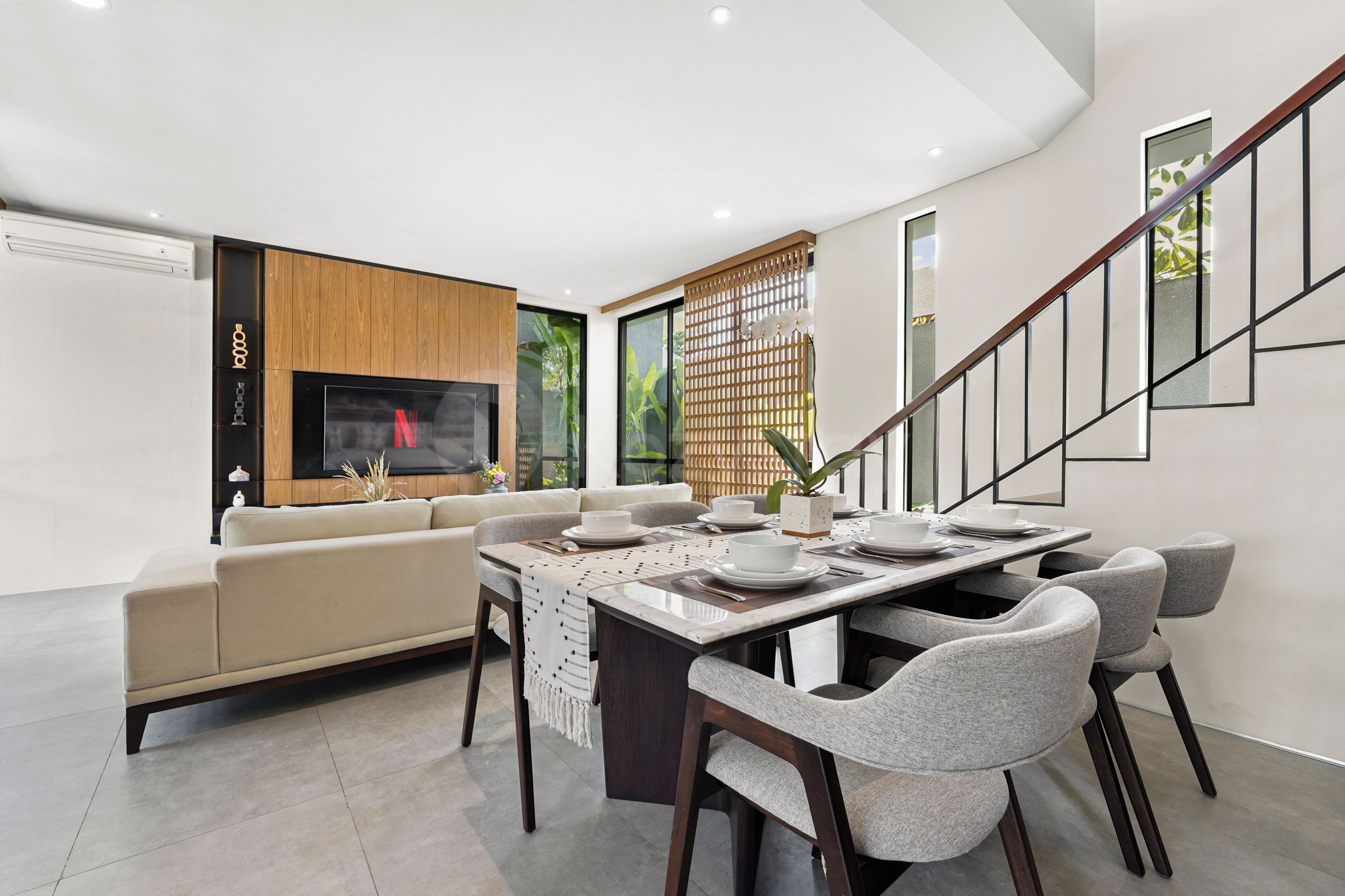 Villa, 3 Bedrooms, Pool View | Dining room