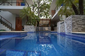 Pool - Quiet poolside room with patio in Tamarindo, self check-in (Tamarindo)