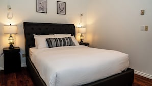 3 bedrooms, iron/ironing board, WiFi, bed sheets