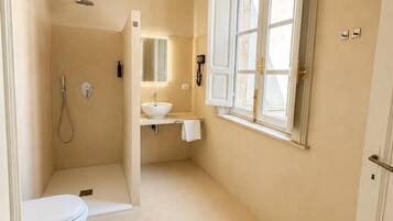 Chambre Quadruple Deluxe | Salle de bain