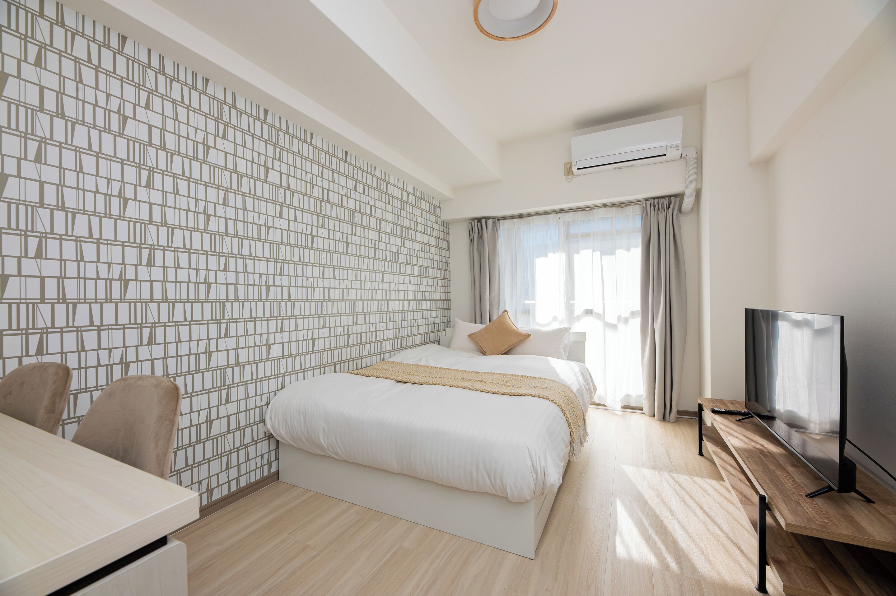 Standard Room, Non Smoking (701)