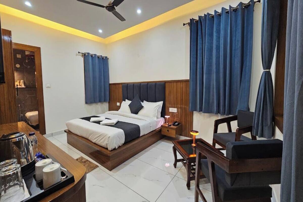 Phòng Tiêu chuẩn | Két bảo mật tại phòng, bàn ủi/dụng cụ ủi quần áo 