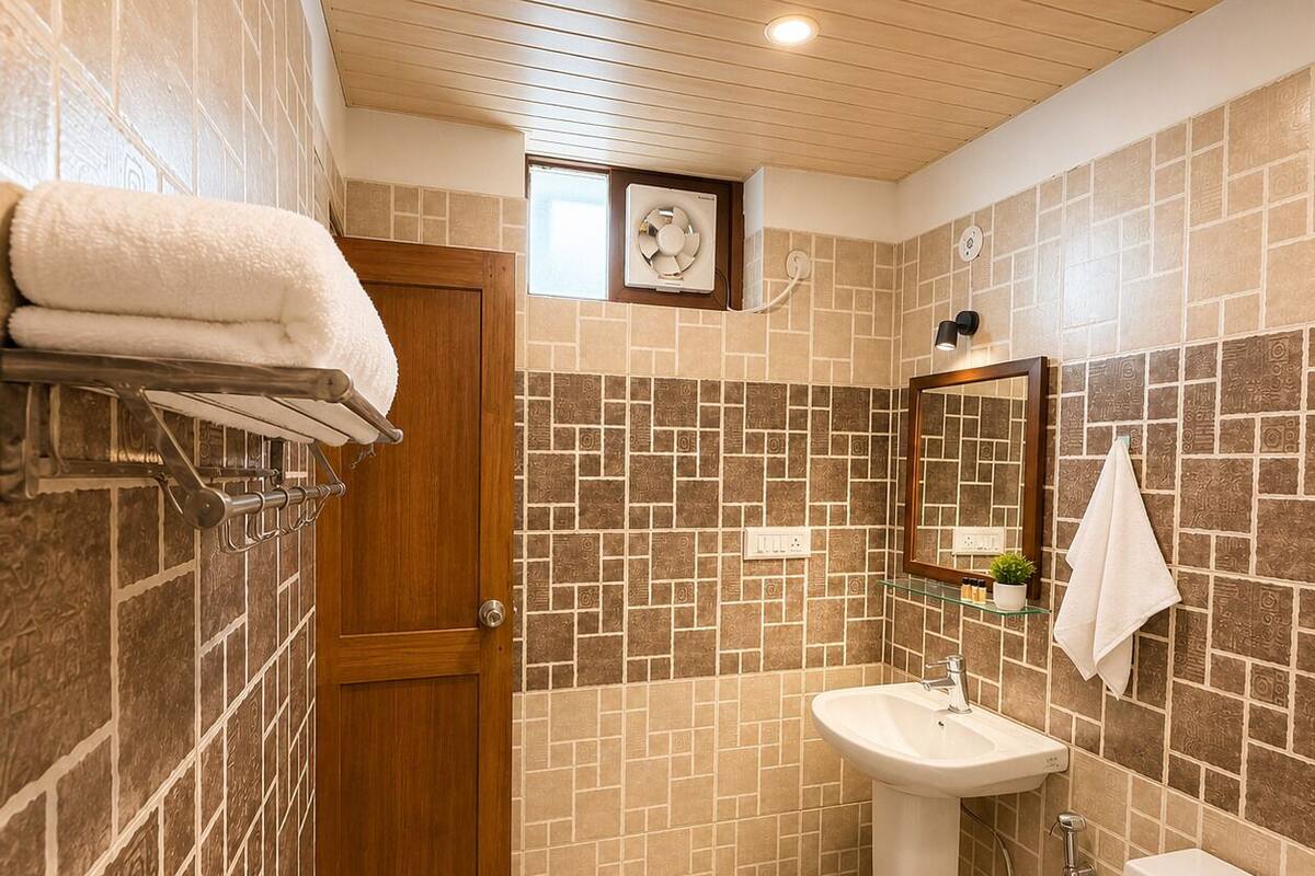 Deluxe Room | Bathroom