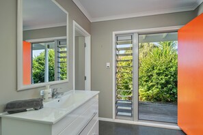 Interior - Hahei Getaway (Hahei)
