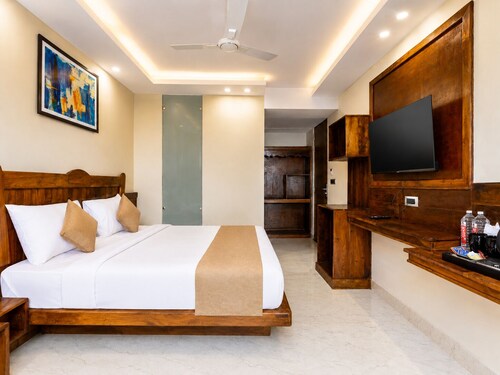 Ark Inn - Banquet and Hotels