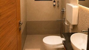 Superior Room | Bathroom