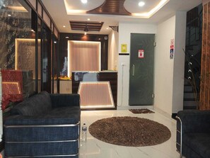 Lobby - Shiv Surya Palace  (Varanasi)