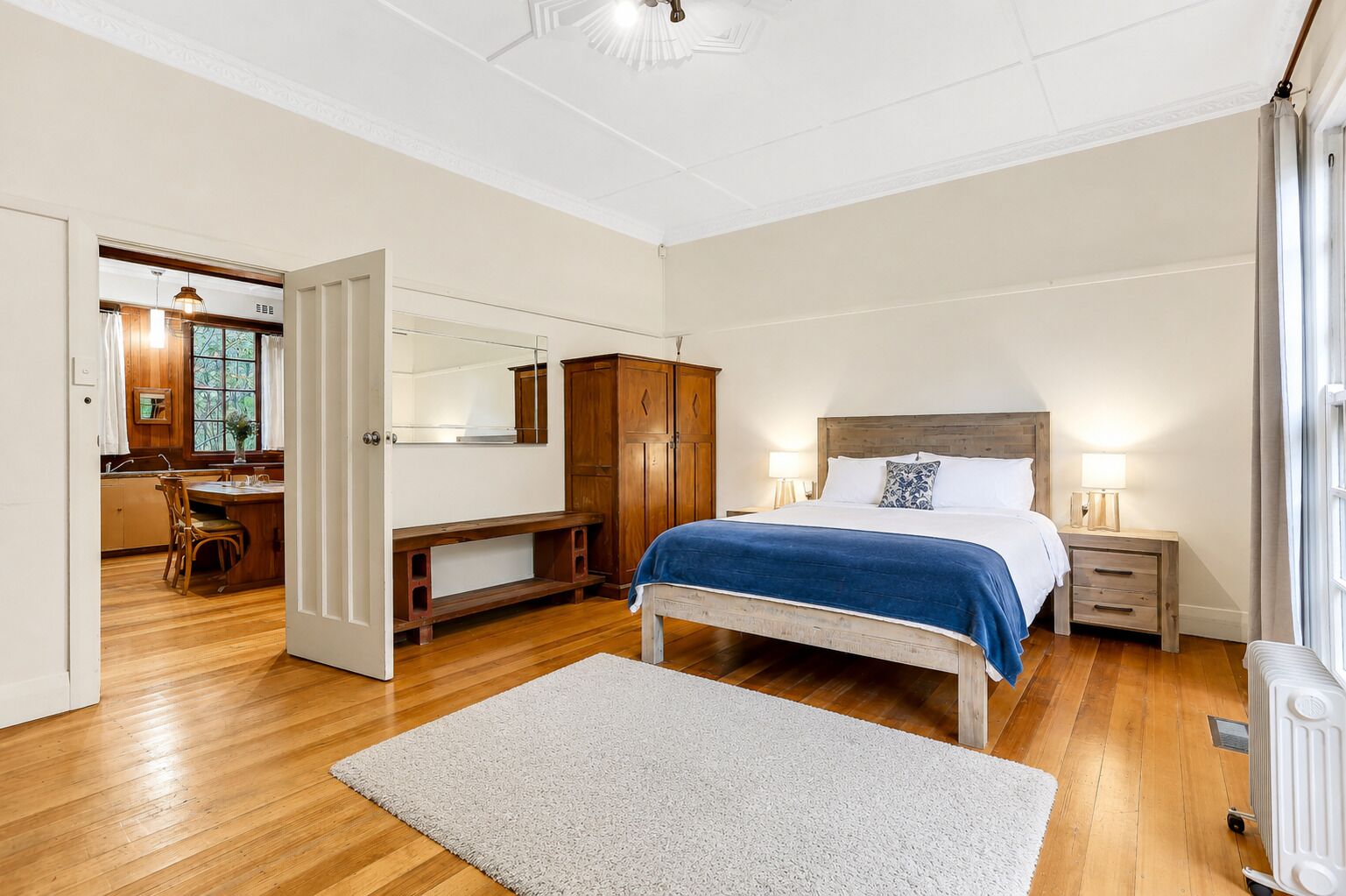Iron/ironing board, WiFi (free), bed sheets