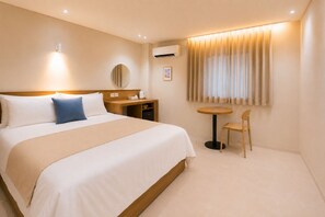 Quarto casal superior | Cortinas blackout, Wi-Fi de cortesia
