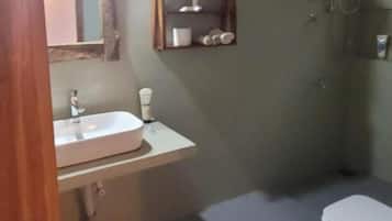 Kamar Double Standar, pemandangan kebun | Kamar mandi