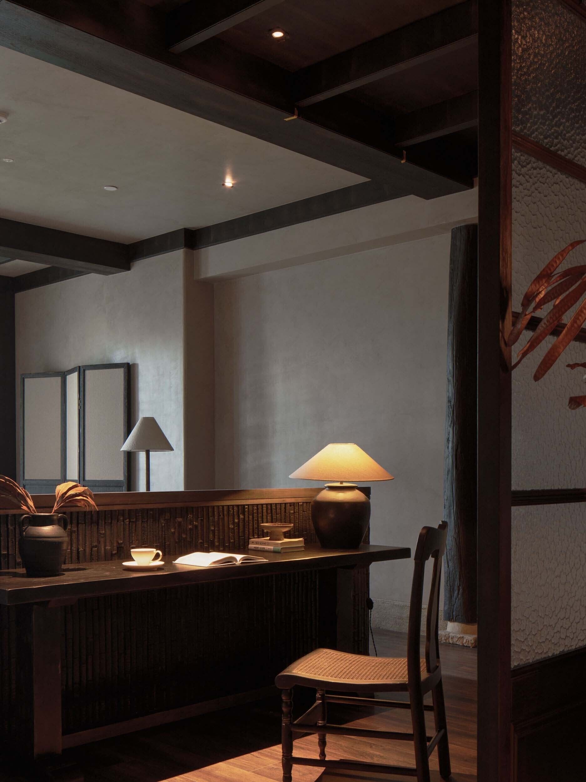 Panoramic Suite, City View | Interior