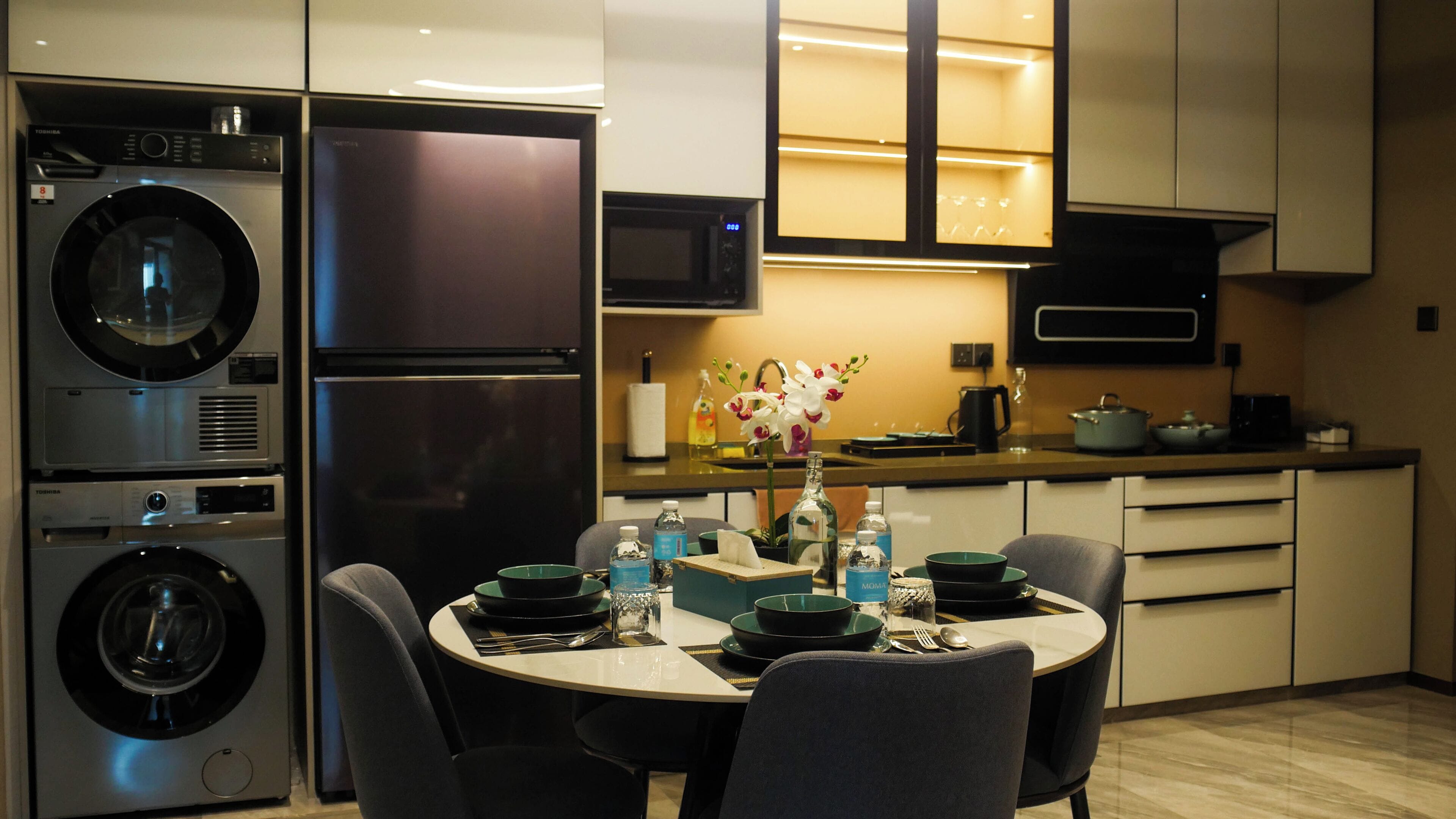 Luxury Apartment, City View | Private kitchen | Fridge, microwave, oven, dishwasher