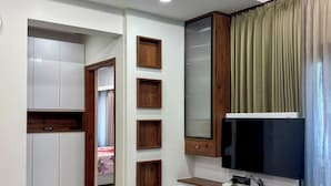 Apartamento clásico | Escritorio, espacio para trabajar con un portátil, wifi gratis