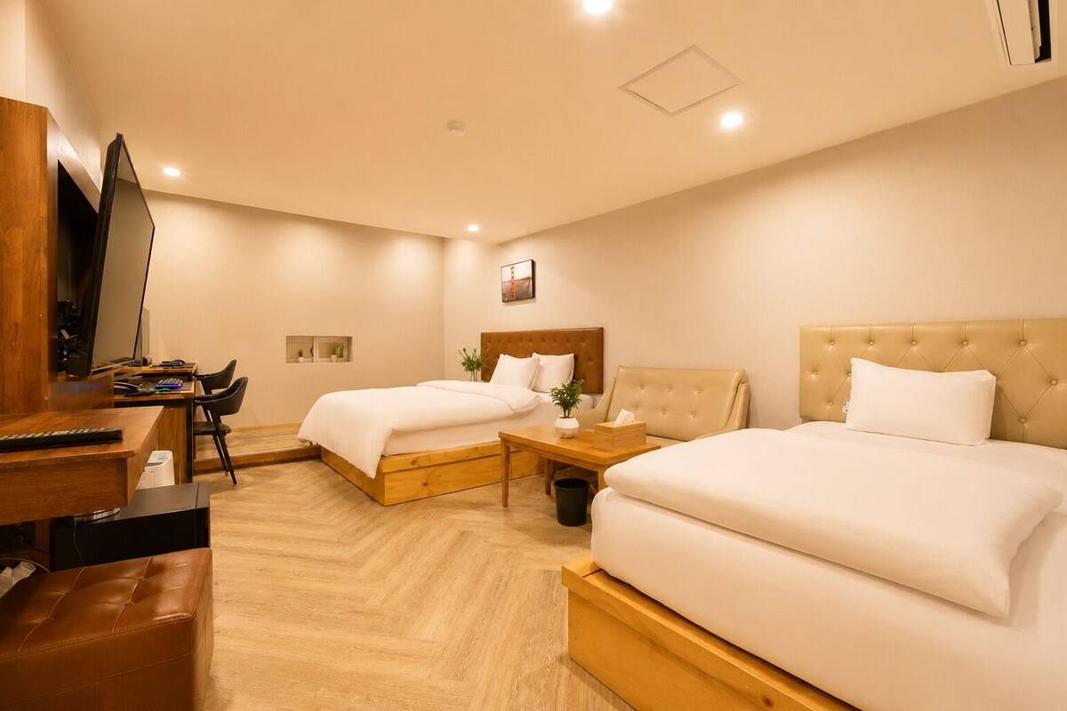 Quarto duplo premium | Escrivaninha, Wi-Fi de cortesia