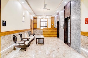Lobby - Hotel BKC Nextora  (Mumbai)