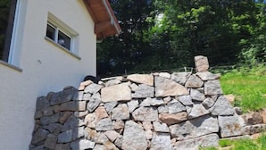 Property grounds - It's not easy to find… But it'll be even harder to leave! (Cornimont)