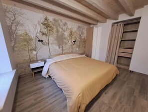 Room - It's not easy to find… But it'll be even harder to leave! (Cornimont)