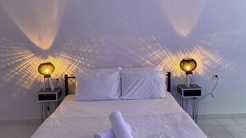 1 bedroom, iron/ironing board, internet