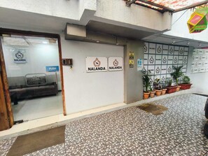 Exterior - HOTEL SAI NIDHI SUPREME -Nalanda (Navi Mumbai)