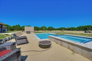 Pool - Swim, Grill & Relax! Copperas Cove Family Home (Copperas Cove)