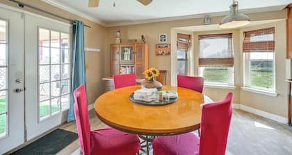 Swim, Grill & Relax! Copperas Cove Family Home
