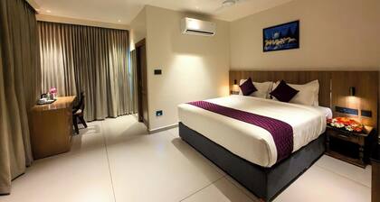 Hotel Indraprastha Charummodu