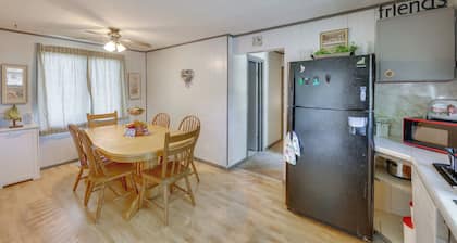 2 Mi to Redhead Mtn! Extended Stay in Iron Range