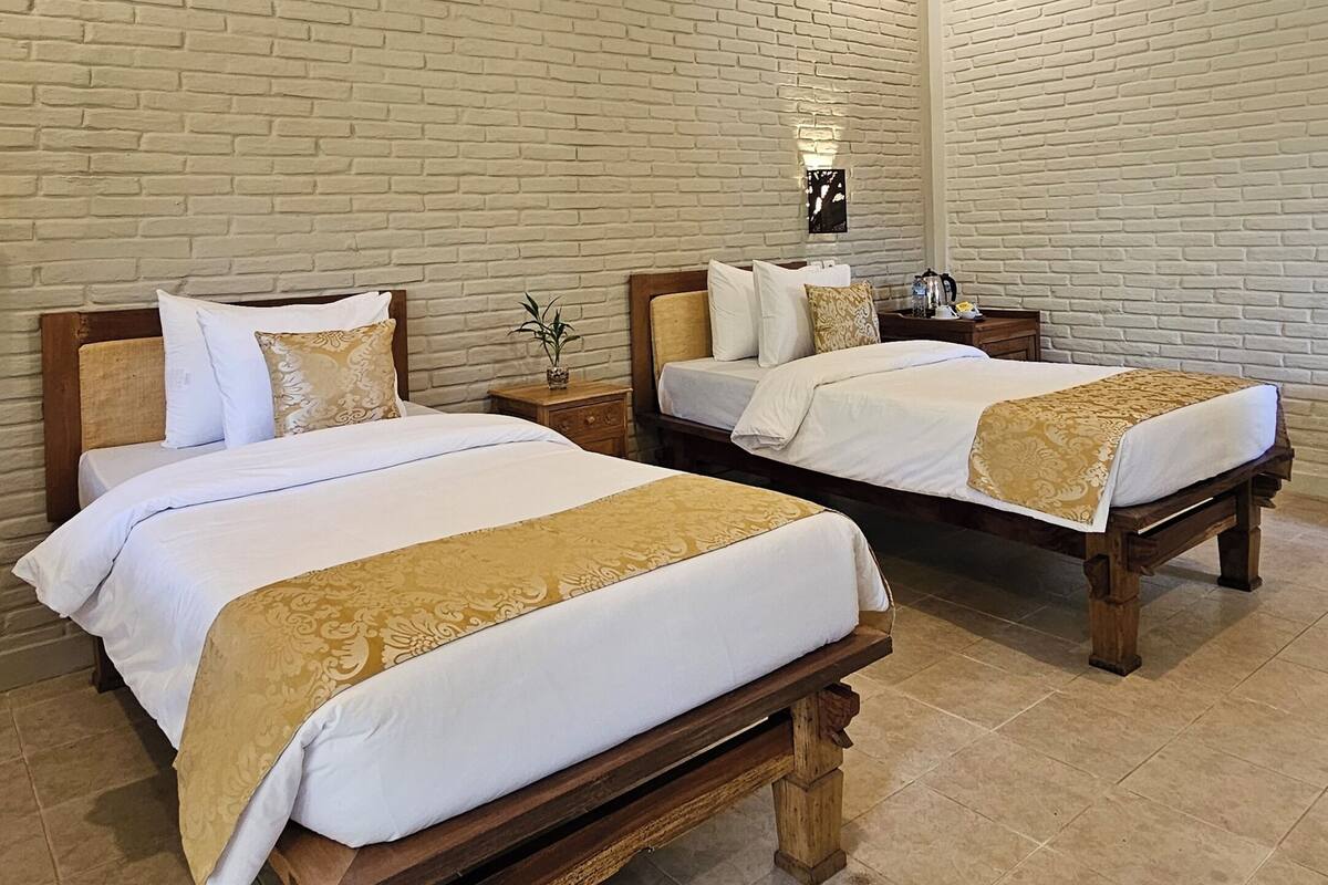 Superior Twin Room | WiFi (free)