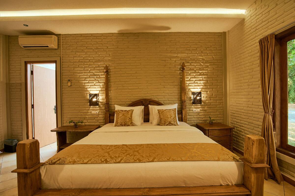 Family Double Room | Free WiFi