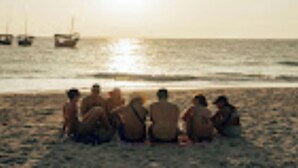Sur la plage, sable blanc, bar sur la plage