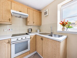 Unclassified image, 2 of 14, button - 2BR Holyrood & Arthur's Seat Retreat (Edinburgh)