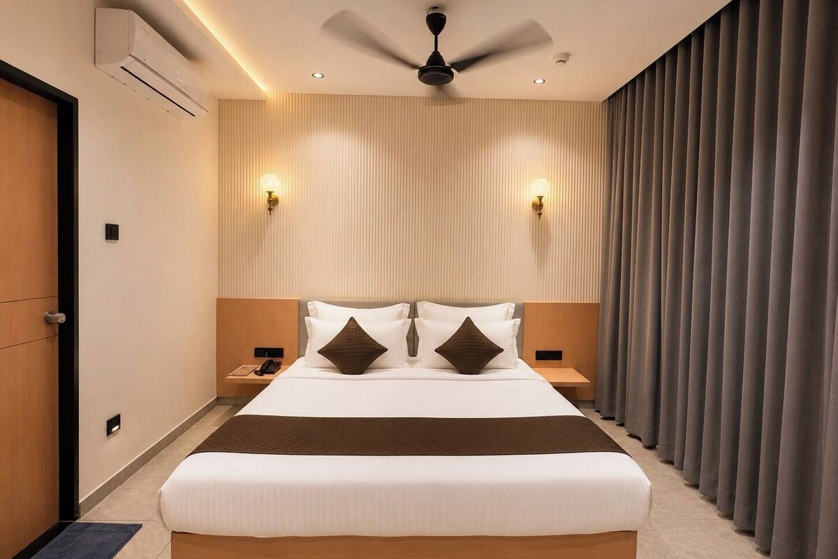 Family Room | Iron/ironing board (on request), free WiFi