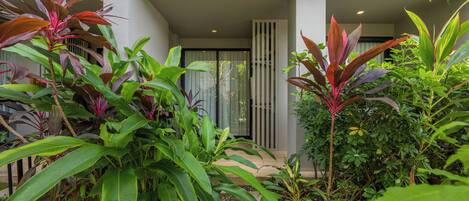Classic Apartment, Lanai, Garden View | Exterior detail